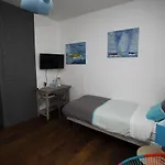 D'hotes Ene Gutizia