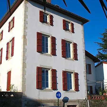 D'hotes Ene Gutizia