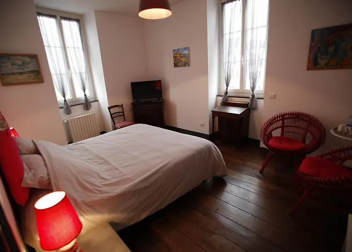 فندق مبيت وإفطار D'hotes Ene Gutizia 3*